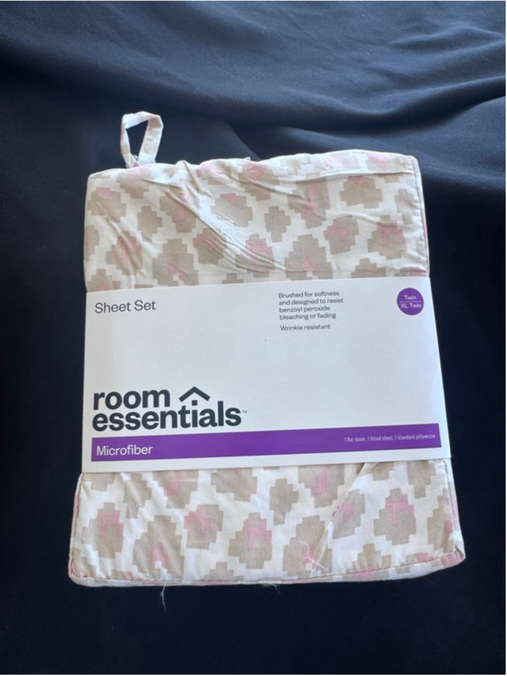 Room Essentials Twin XL Microfiber Sheet Set Beige Pink